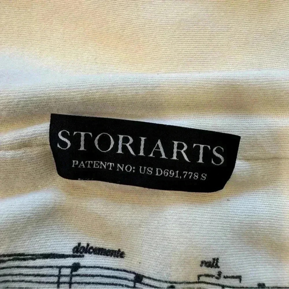 STORIARTS Madame Butterfly’s Opera, Music Notes, Infinity Scarf, Black, Beige - Picture 4 of 8